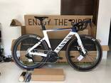2023 Canyon Aeroad CFR Disc DI2 - фото 1