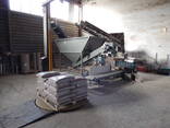 Το μηχάνημα χρησιμοποιείται για τη συσκευασία χύμα προϊόντων σε σάκους 5-100 kg. Μπορεί να - photo 4