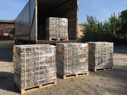 Продам топливные Брикеты Пини Кей (дуб)/ Sell fuel briquettes Pini Kay (oak tree)